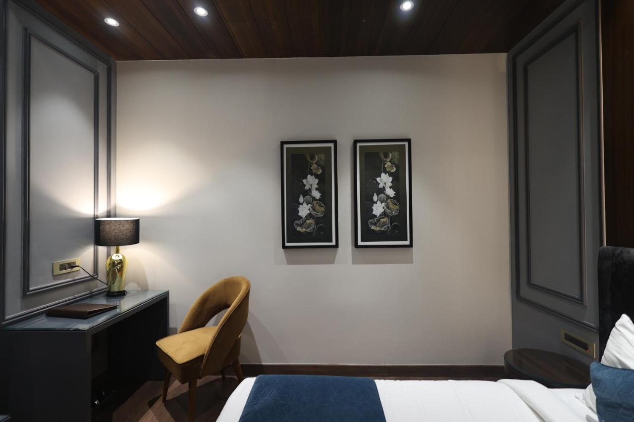 The Ramayana Hotel, Ayodhya Exterior photo